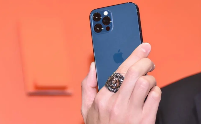 黄陂苹果手机维修分享iPhone12系列重启方法教程 