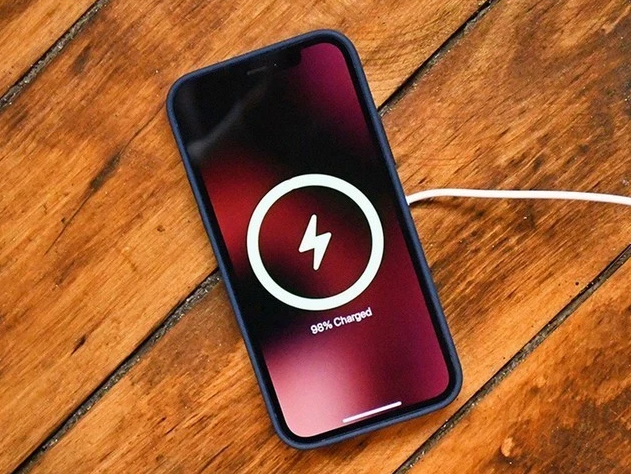 黄陂苹果手机维修分享iPhone 12可以随便充电吗 